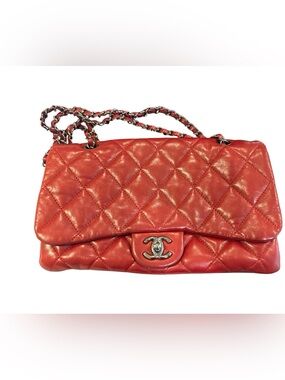 CHANEL Quilted Red Leather Shoulder Bag with Chain Strap